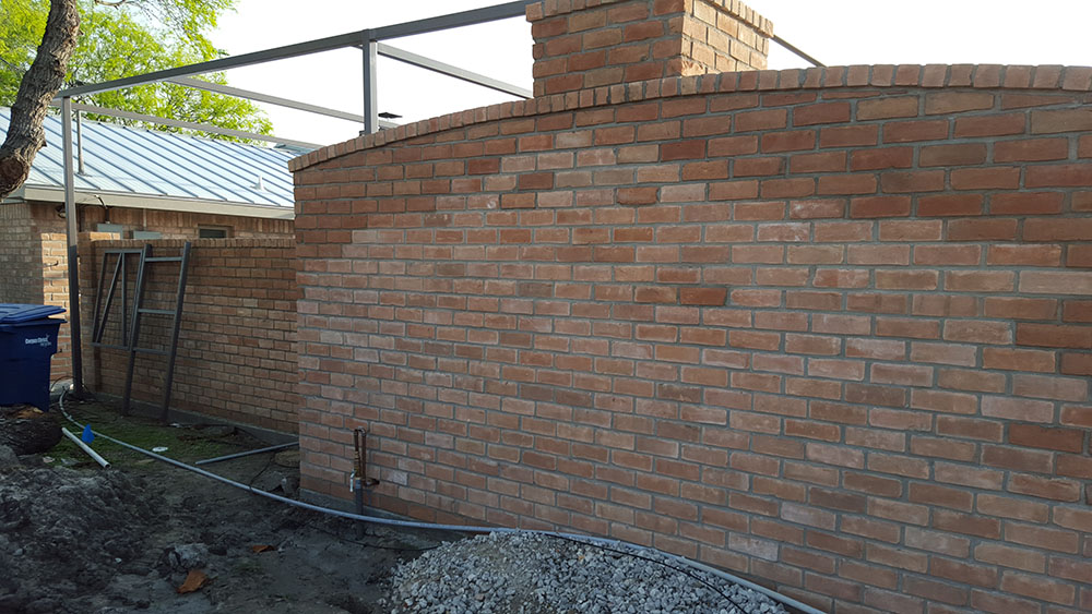 Outdoor kitchens and chimney.