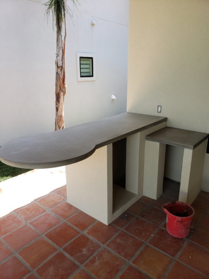Concrete countertop for outdoor kitchen. 