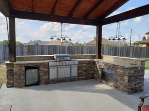 Outdoor Kitchens Near Me